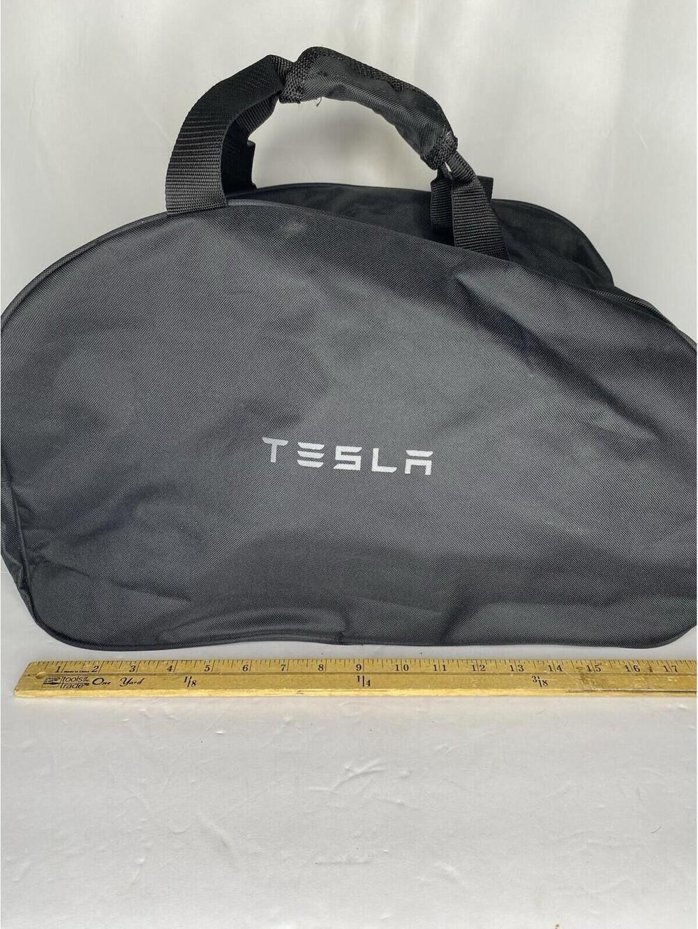 Tesla Duffel Bag Black